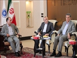 دیدار مسئولانی از بانک آینده و بانک خاورمیانه با رئیس اتاق تبریز 