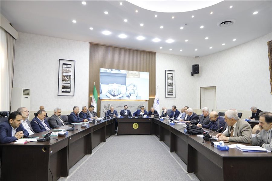 نشست مشترک فعالان اقتصادی استان با معاون وزیر صمت 