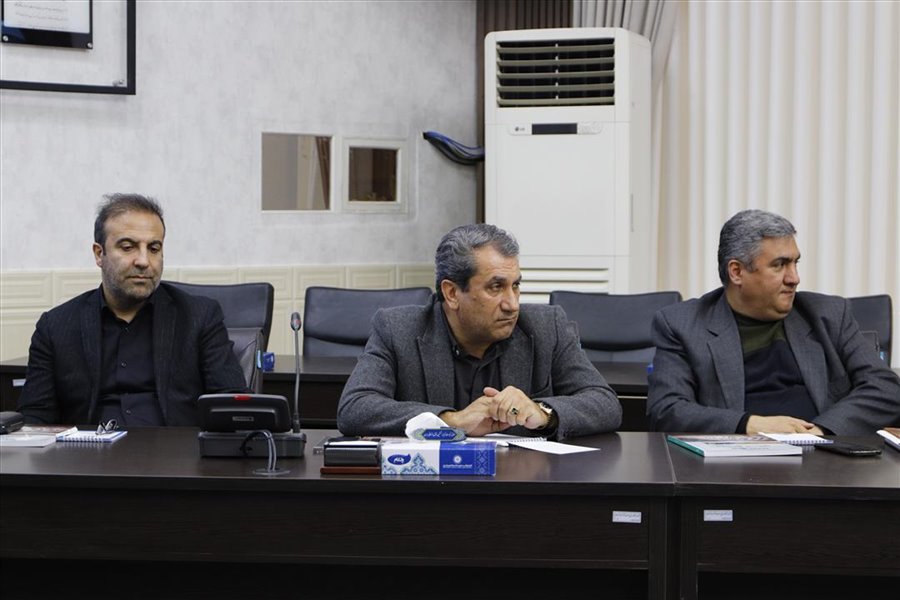 نشست مشترک فعالان اقتصادی استان با معاون وزیر صمت 