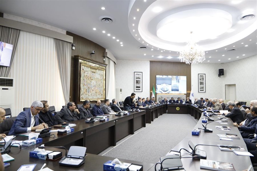 نشست مشترک فعالان اقتصادی استان با معاون وزیر صمت 