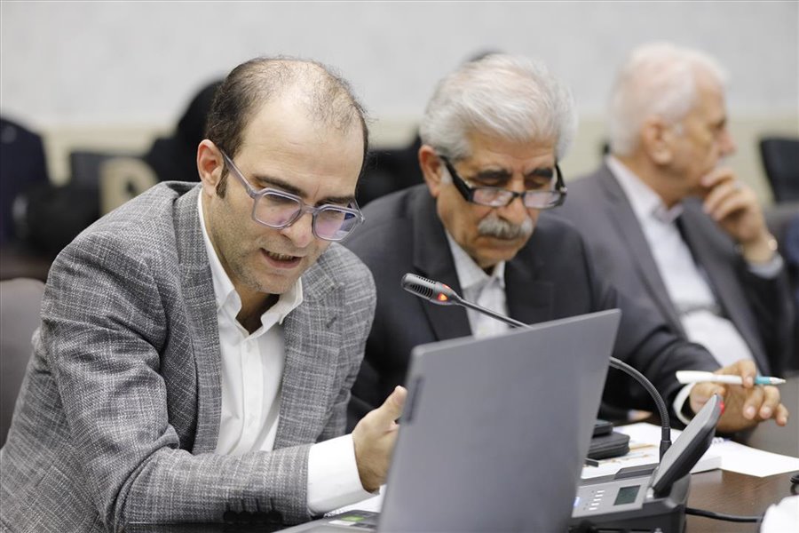 نشست مشترک فعالان اقتصادی استان با معاون وزیر صمت 