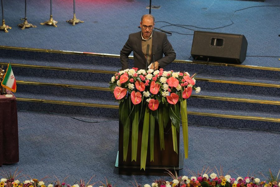 مراسم تجلیل از صادرکنندگان برگزیده آذربایجان شرقی در سال 1400 (1)