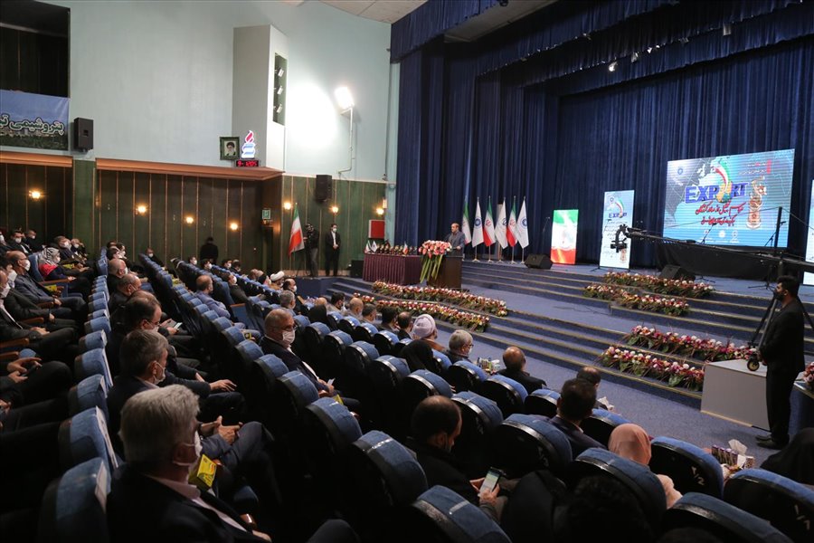 مراسم تجلیل از صادرکنندگان برگزیده آذربایجان شرقی در سال 1400 (1)