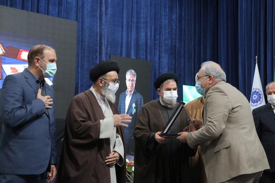 مراسم تجلیل از صادرکنندگان برگزیده آذربایجان شرقی در سال 1400 (3)