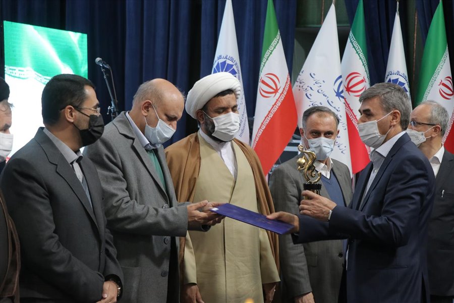 مراسم تجلیل از صادرکنندگان برگزیده آذربایجان شرقی در سال 1400 (3)