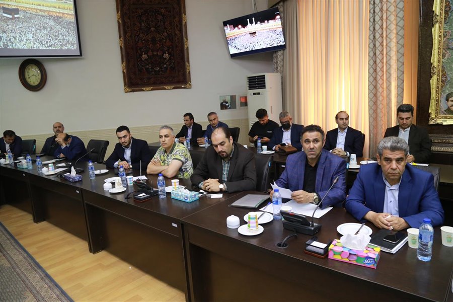 نشست فعالان اقتصادی استان با وزیر صمت