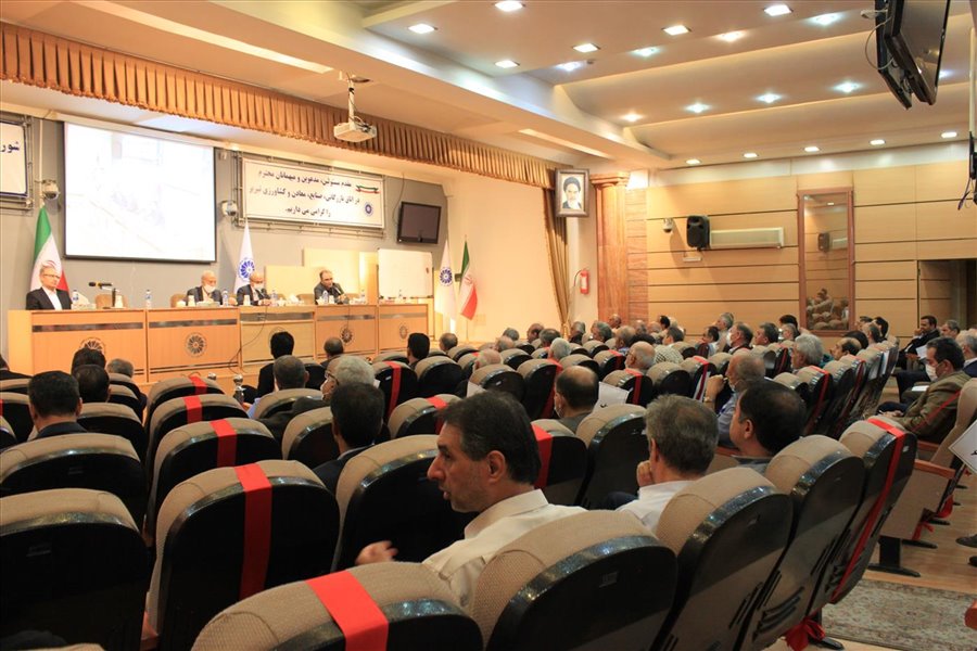 نشست با فعالان حوزه فرش