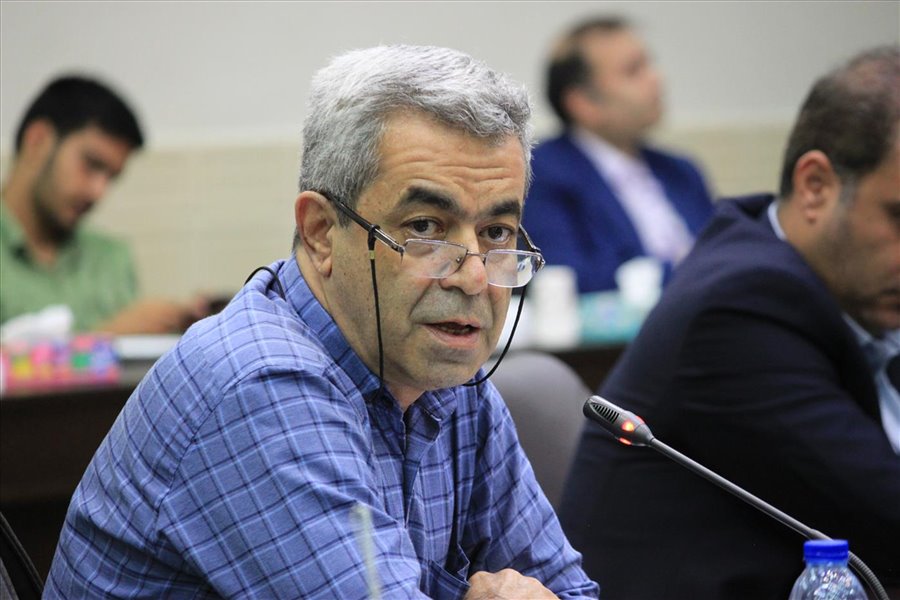 نشست فعالان اقتصادی استان با معاون صنایع عمومی وزارت صنعت