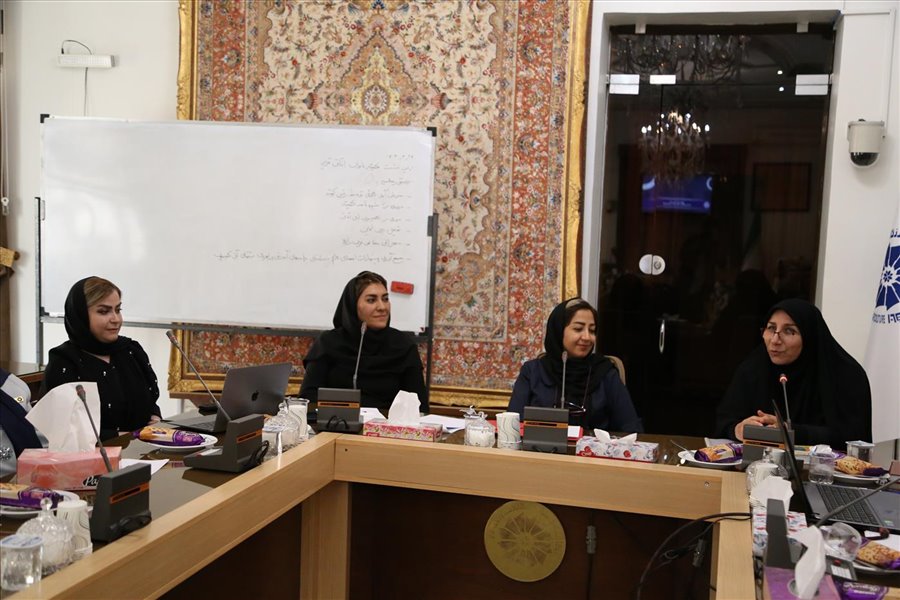 اولین نشست تخصصی کمیته بانوان اتاق تبریز