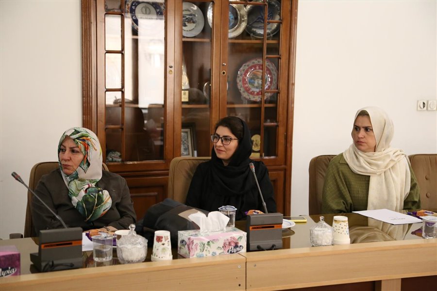 اولین نشست تخصصی کمیته بانوان اتاق تبریز
