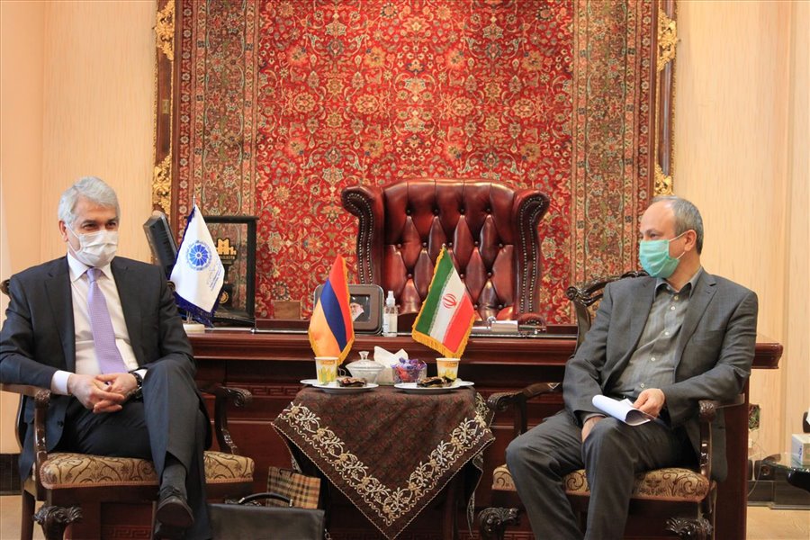 رئیس اتحادیه کارفرمایان ارمنستان در جمع فعالان اقتصادی استان 