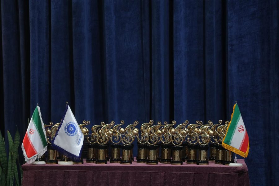 مراسم تجلیل از صادرکنندگان برگزیده آذربایجان شرقی در سال 1400 (2)