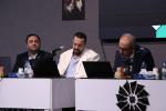 نخستین روز همایش «بازآفرینی در بحران؛ کد بقا» 