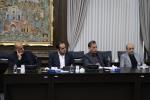 نشست مشترک رئیس مرکز ملی فرش ایران با فعالان و تشکل‌های حوزه‌ی فرش آذربایجان‌شرقی 