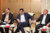 سفیر فرانسه در ایران به همراه رایزنان سیاسی، فرهنگی و اقتصادی سفارت در اتاق تبریز