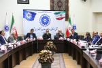  نشست مشترک سرپرست معاونت حمل و نقل وزارت صمت با اعضای اتاق بازرگانی تبریز و هیئت مدیره انجمن قطعه‌سازان استان 