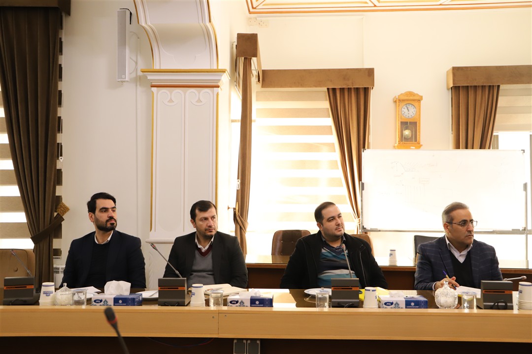 چلسه ارتباط صنعت با دانشگاه